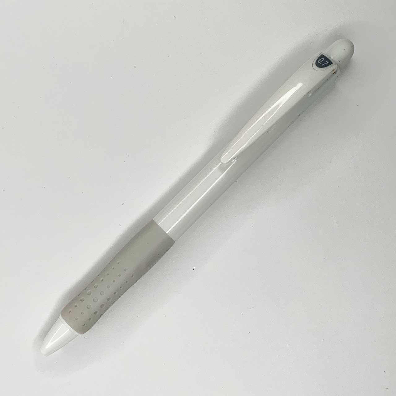 楽ノック グレー – SPINNOVATION ペン回し用ペン・改造ペン